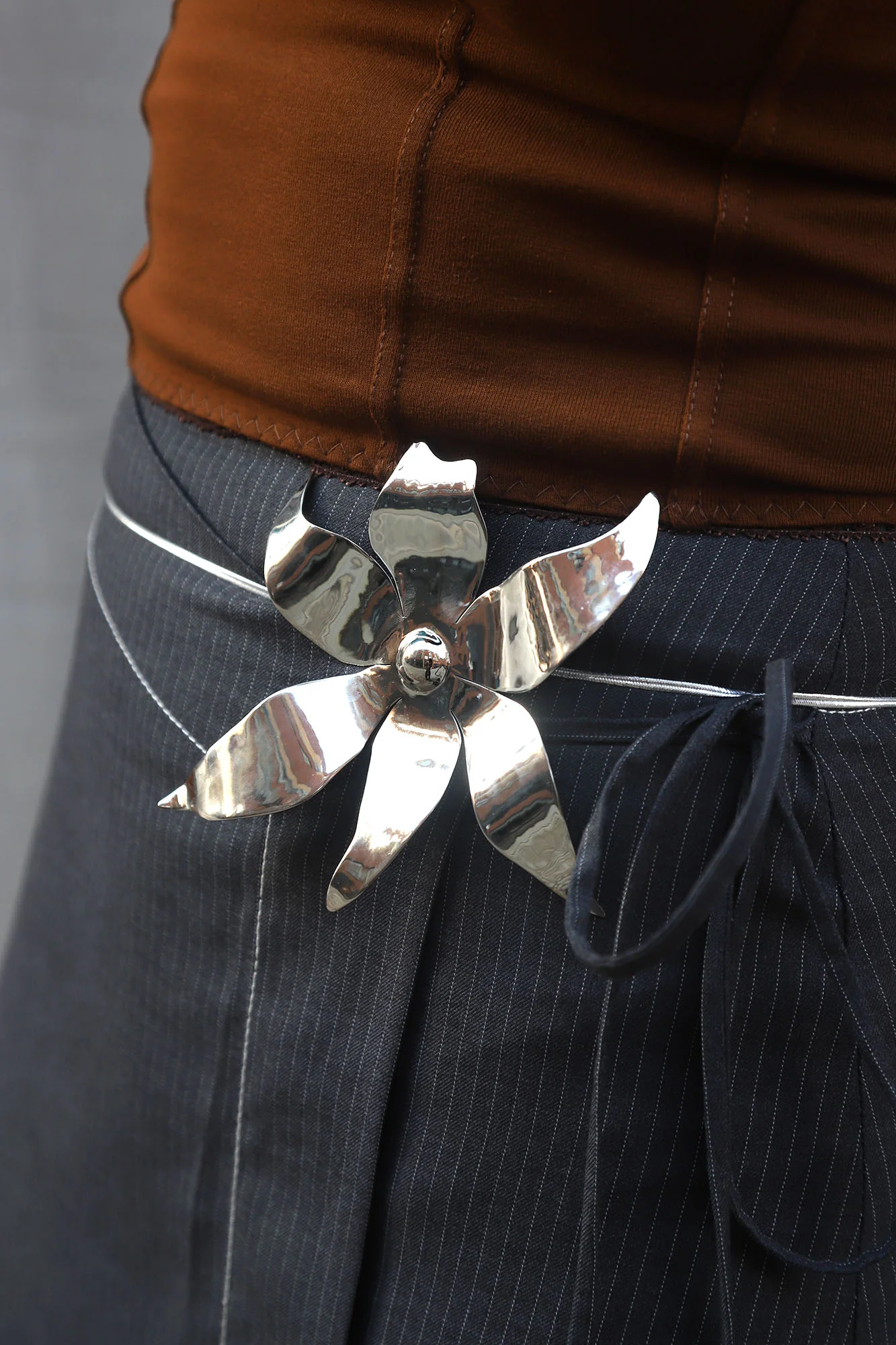 Big Evie Flower Necklace / Belt - Image 5