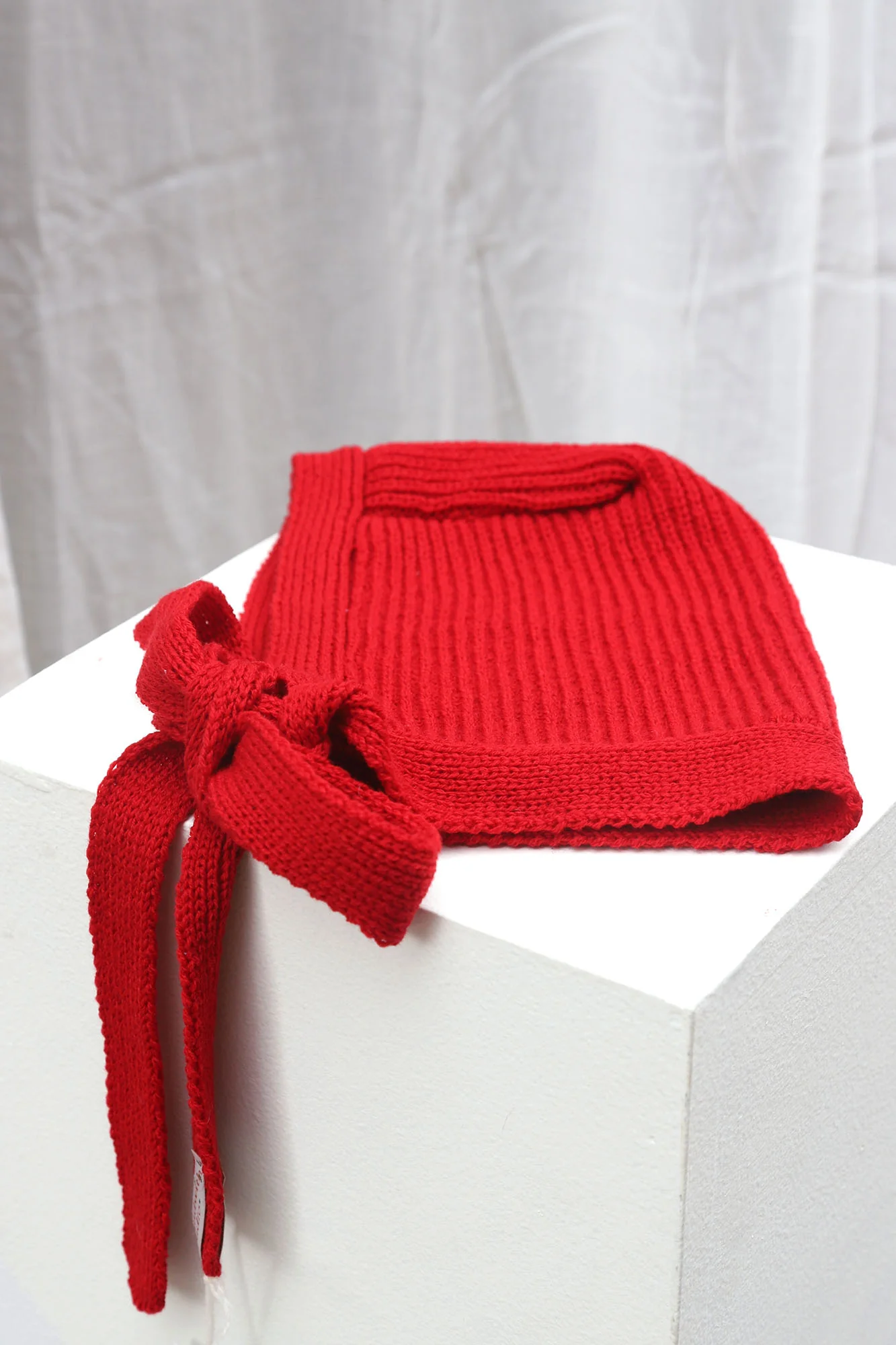 Frances Bonnet | Red - Image 3