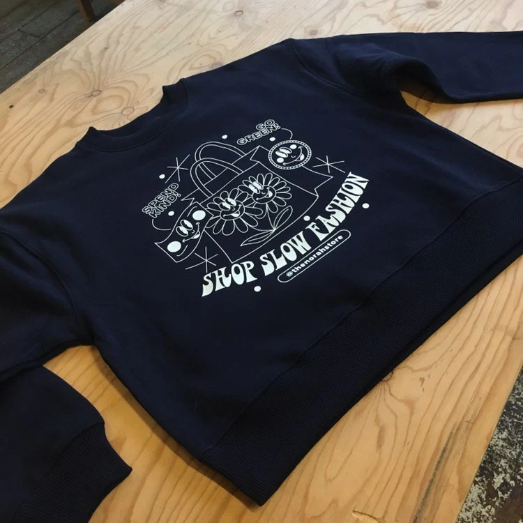 Shop Slow Fashion Sweatshirt in White/ Navy - Image 9
